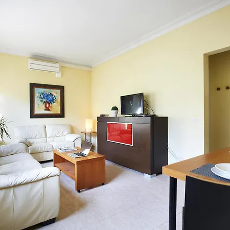 Calvet Apartment *