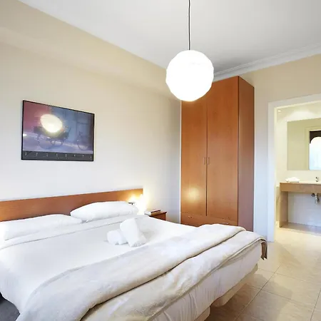 Calvet Apartment Barcelona